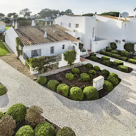 Mng Elliott42 Villa Vale do Lobo