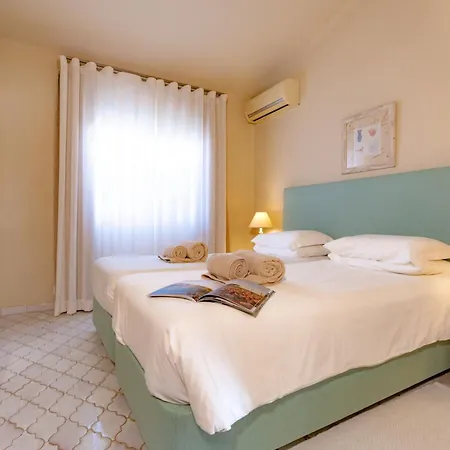 Willa Mng Elliott42 Vale do Lobo