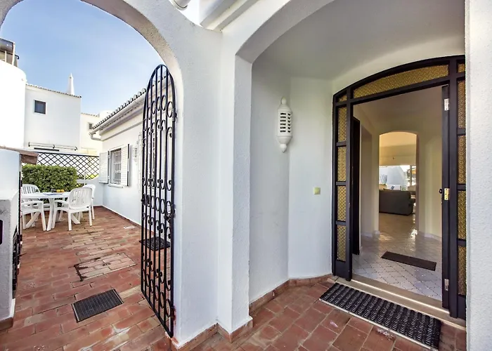 Mng Elliott42 Willa Vale do Lobo