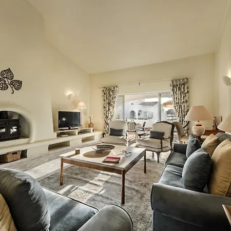 Mng Elliott42 Vale do Lobo