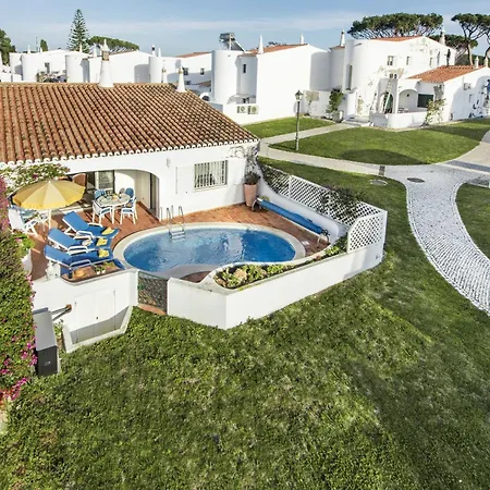 Mng Elliott42 Villa *